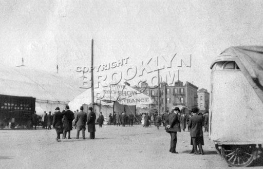 Barnum & Bailey Circus, Myrtle and Wyckoff Avenues 1913 Old Vintage Photos and Images