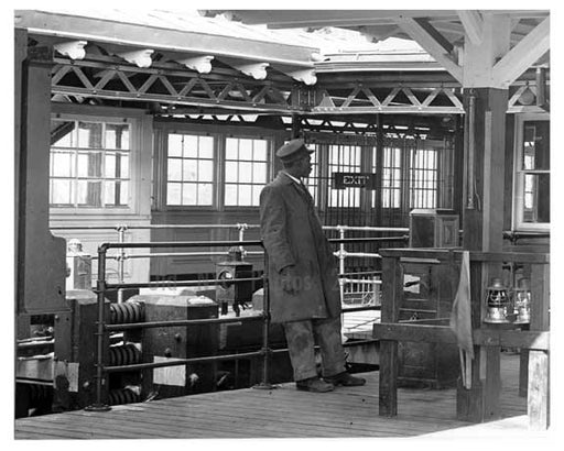 Broadway & 242nd Street Train Station Bronx, NY 1909 Old Vintage Photos and Images