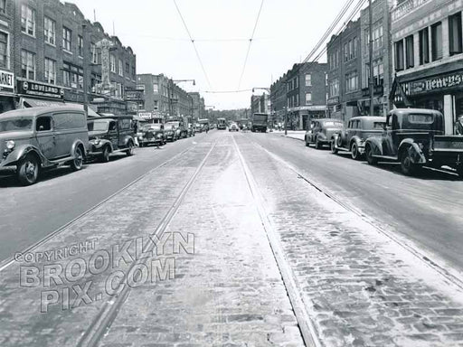 Fifth Avenue, northeast to 68th Street, 1946