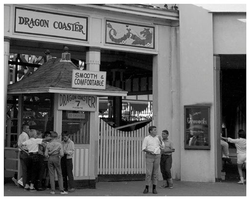 Dragon Roller Coaster Rye Playland New York - 1950s