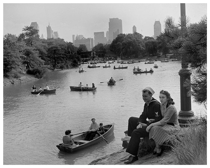 Central Park date, New York City - 1940s