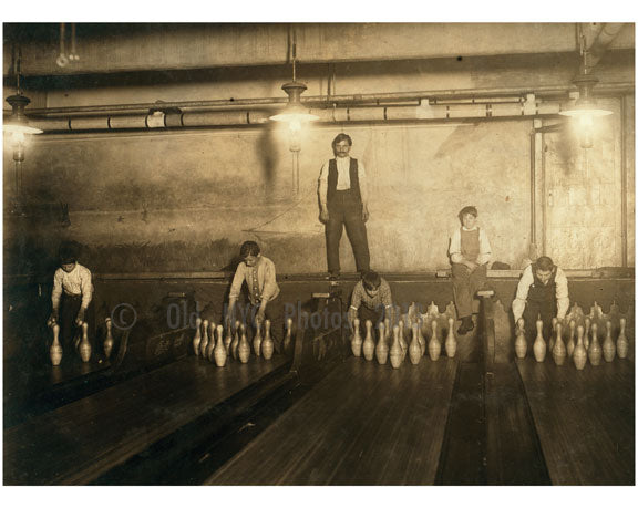1 AM Pin boys working in a bowling alley Brooklyn NY Old Vintage Photos and Images
