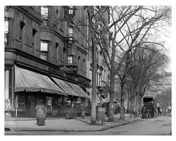 104th Street & Broadway - Upper West Side - New York, NY 1910 Q7 Old Vintage Photos and Images