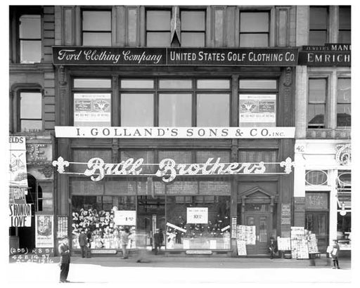 14th Street - Brill Brothers - Greenwich Village - Manhattan, NY 1916 Old Vintage Photos and Images
