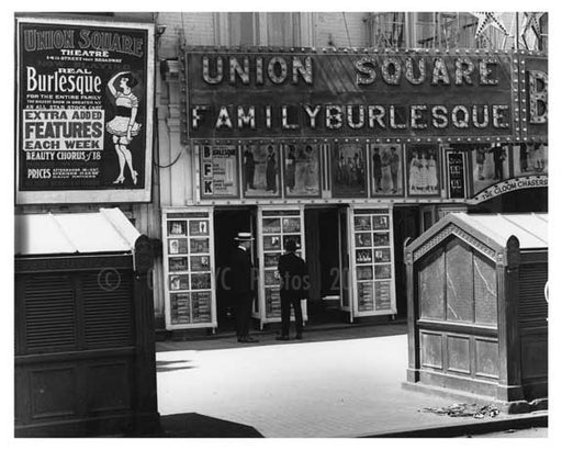 14th Street - Union Square Family Burlesque - Greenwich Village - Manhattan, NY 1916 E Old Vintage Photos and Images