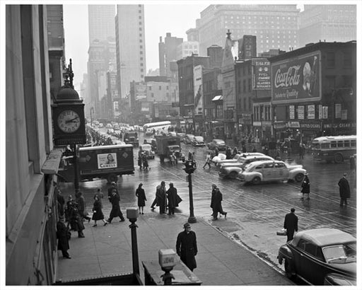 34th Street & 8th Avenue 1950 - Chelsea - Manhattan - New York, NY Old Vintage Photos and Images