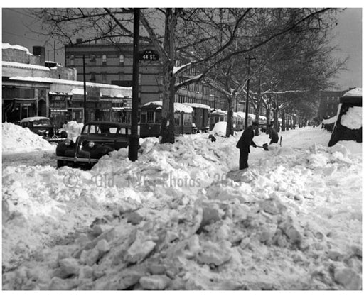 44th & 5th Avenue under snow Old Vintage Photos and Images