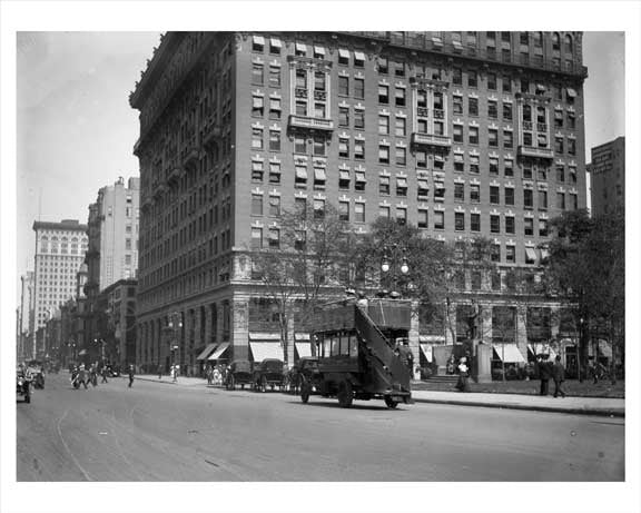 5th Avenue between 25th & 26th Streets Flatiron District NYC Old Vintage Photos and Images