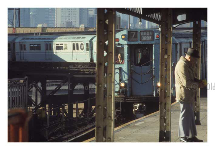 7 line approaching the platform at Queens Blvd. Old Vintage Photos and Images