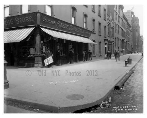 7th Avenue & West 14th Street - Greenwich Village - Manhattan 1914 C Old Vintage Photos and Images