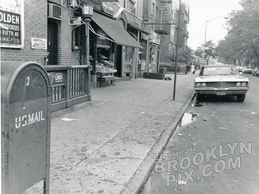 95th Street subway entrance at far left, 1968