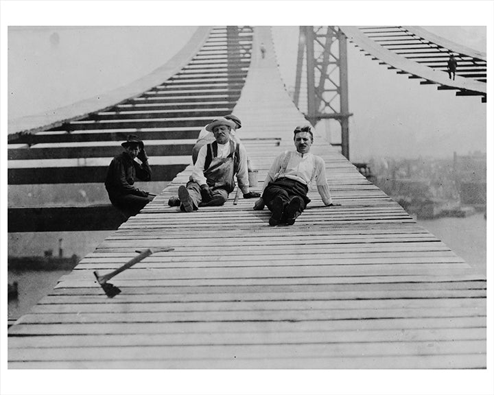 Workers Take A Break On Manhattan Bridge Construction 1907