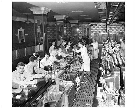 Interior Bar NYC 1940s Manhattan
