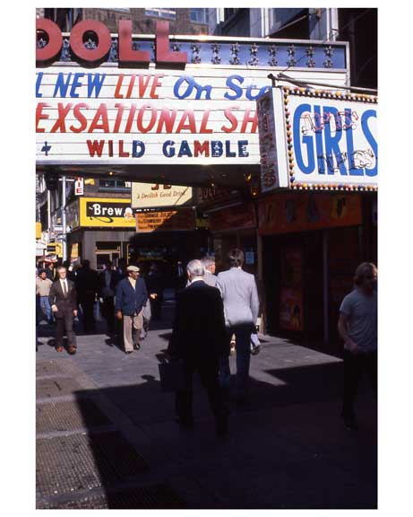 Adult theaters near 1970s Times Square X7 Old Vintage Photos and Images