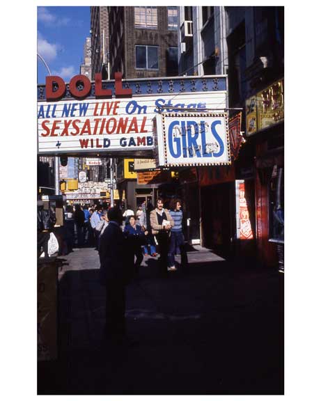 Adult theaters near 1970s Times Square X8 Old Vintage Photos and Images