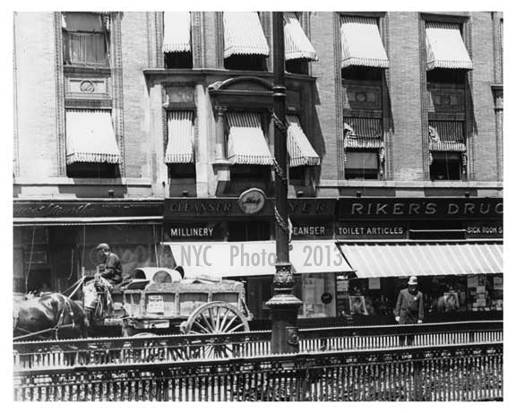 Alternate view of 72nd Street Station - Upper West Side - New York, NY 1910 AA Old Vintage Photos and Images