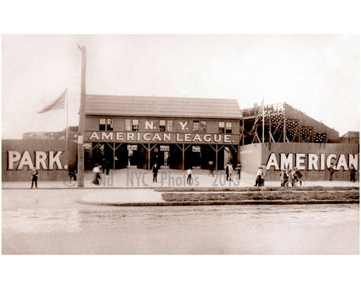 American League Baseball Stadium New York Highlanders 1913 (before the Yankees were relocated and renamed)
