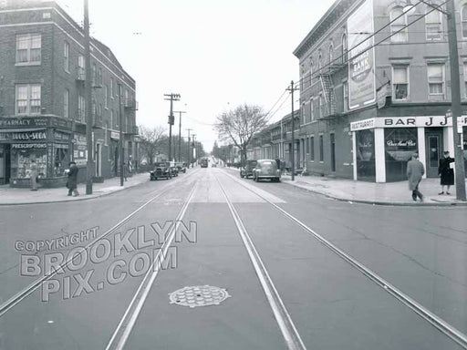 Bay Ridge Avenue (69th Street) southeast at Fort Hamilton Parkway, 1946