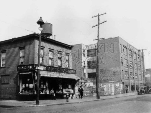 Bedford Avenue at North 4th Street, 1929 Old Vintage Photos and Images