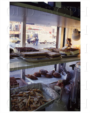 Pastries on window display 1980's Old Vintage Photos and Images