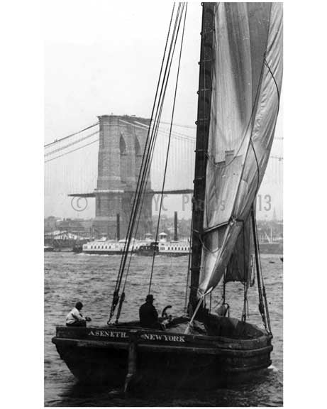 Brooklyn Bridge under construction Old Vintage Photos and Images