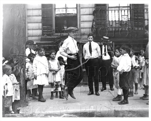 Brooklyn Children jump rope 1925 Old Vintage Photos and Images