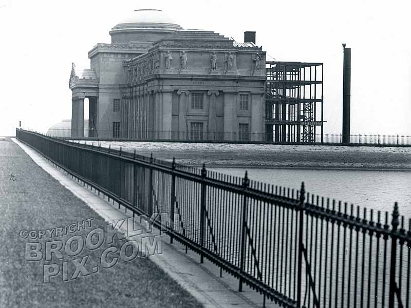 Brooklyn Museum and Mount Prospect Storage Reservoir, Eastern Parkway, 1914 Old Vintage Photos and Images