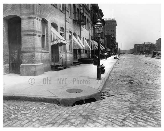 Broome Street 1916 - this corner is in Soho but broome runs through Little Italy aswell Old Vintage Photos and Images