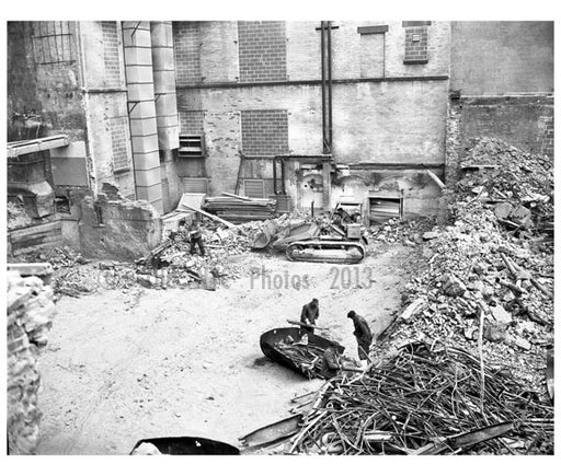 Building of the MET life Bldg 1955 Old Vintage Photos and Images