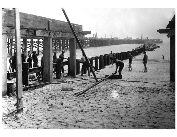 Building the boardwalk 1922 Coney Island  Old Vintage Photos and Images