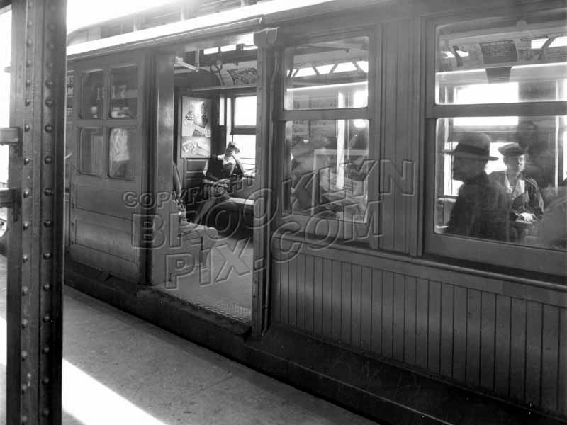 C-type train waits for passengers on the BMT Fulton Street Line, c.1950 Old Vintage Photos and Images