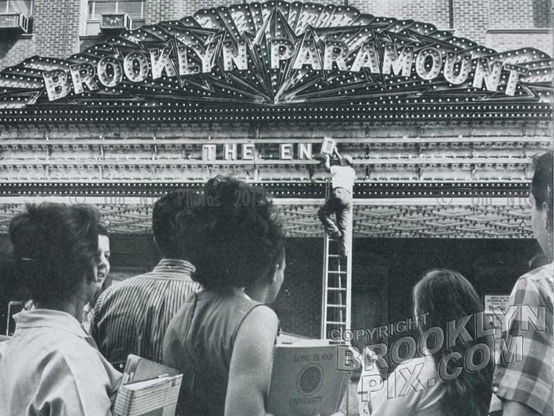 Closing of Brooklyn Paramount, to become LIU Brooklyn Campus, Flatbush Avenue Extension at deKalb Avenue, c.1962 Old Vintage Photos and Images