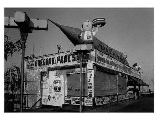 Coney Island food vendor 1960's Old Vintage Photos and Images