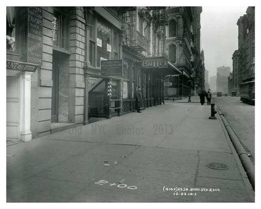 Corner Broadway & East 11th Street  - Greenwich Village -  Manhattan NYC 1913 B Old Vintage Photos and Images