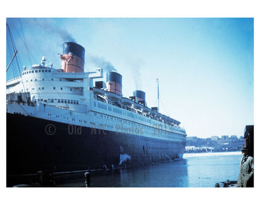 Cruise ship in the harbor Old Vintage Photos and Images