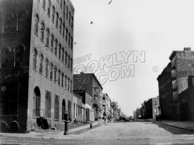 Division Avenue south from Kent Avenue, 1928 Old Vintage Photos and Images