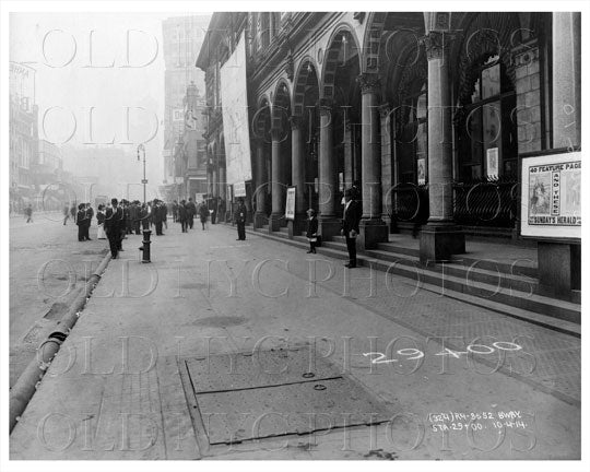 East side of Broadway Station looking North Herald Building Manhattan NYC 1914 Old Vintage Photos and Images