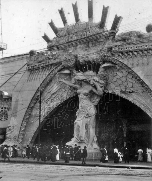 Entrance to Dreamland, 1905 Old Vintage Photos and Images