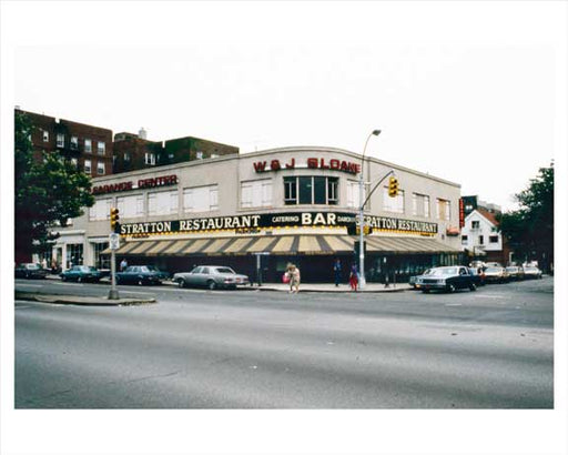 Forest Hills Strattin Restaurant Bar  Queens 1981 Old Vintage Photos and Images