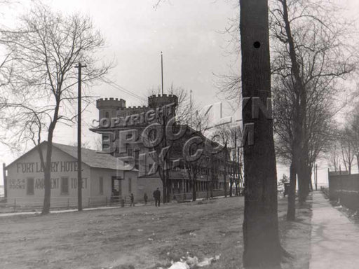 Fort Lowry Hotel along 17th Avenue between Cropsey Ave & Gravesend Bay, 1925