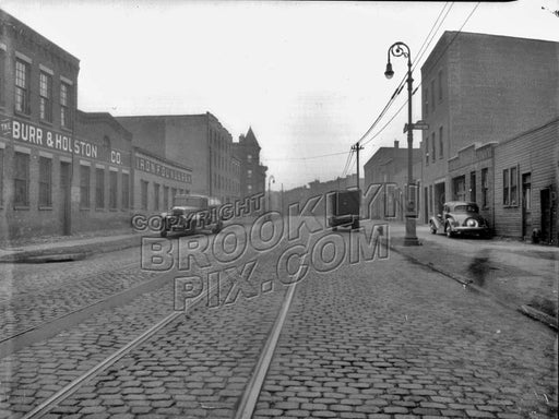 Franklin Street north to Quay Street, 1940 Old Vintage Photos and Images