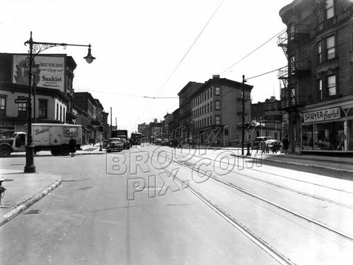 Fulton Street east at South Portland Avenue, 1947 Old Vintage Photos and Images