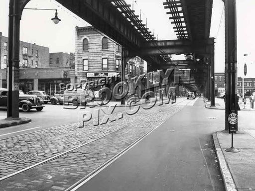 Fulton Street, near Pennsylvania Avenue, the Broadway elevated overhead Old Vintage Photos and Images