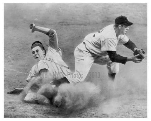 Gil Hodges - Gil Mc Dougold Oct 1 1953 World Series Brooklyn Dodgers - Brooklyn NYC