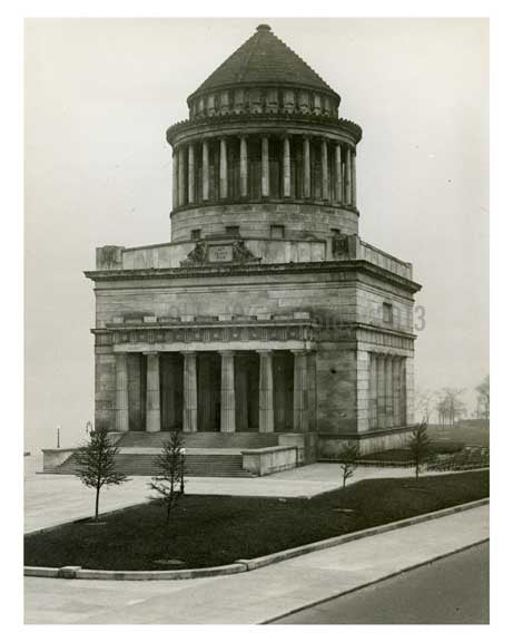 Grants Tomb W 122nd St & Riverside Drive - Morningside Heights 1930 - Uptown Manhattan NYC Old Vintage Photos and Images