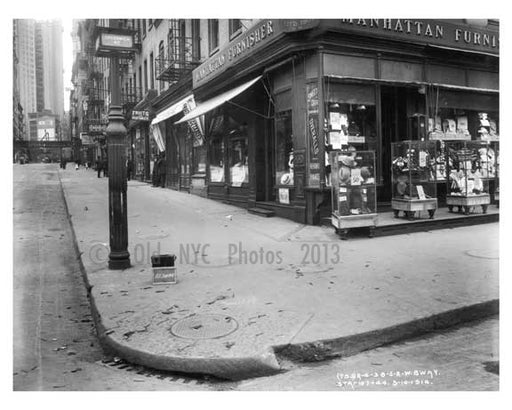 Greenwich & West Broadway - Greenwich Village - Manhattan 1914 Old Vintage Photos and Images