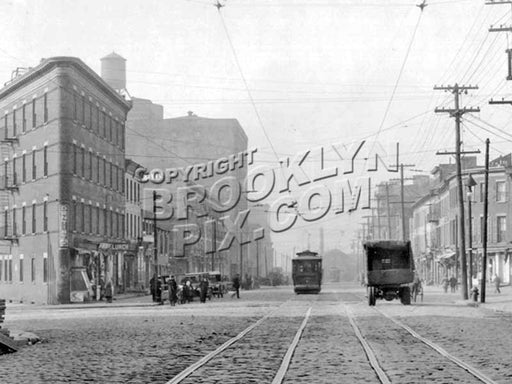 Hamilton Avenue looking northwest from Summitt Street, 1924 D Old Vintage Photos and Images