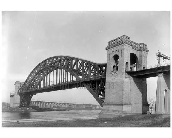 Hell Gate Bridge 1915  -  Queens, NY Old Vintage Photos and Images