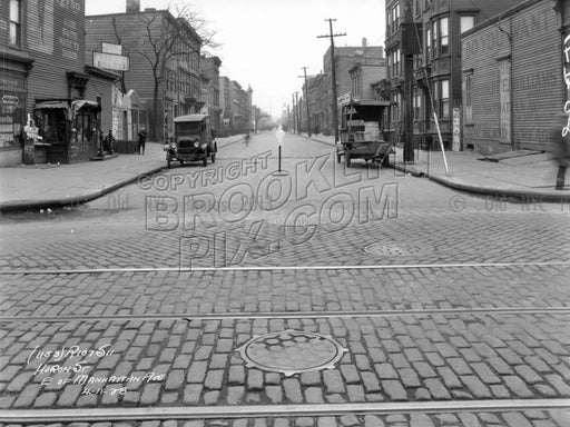 Huron Street looking east from Manhattan Avenue, 1928 Old Vintage Photos and Images