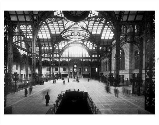 Inside Penn station 13 Old Vintage Photos and Images